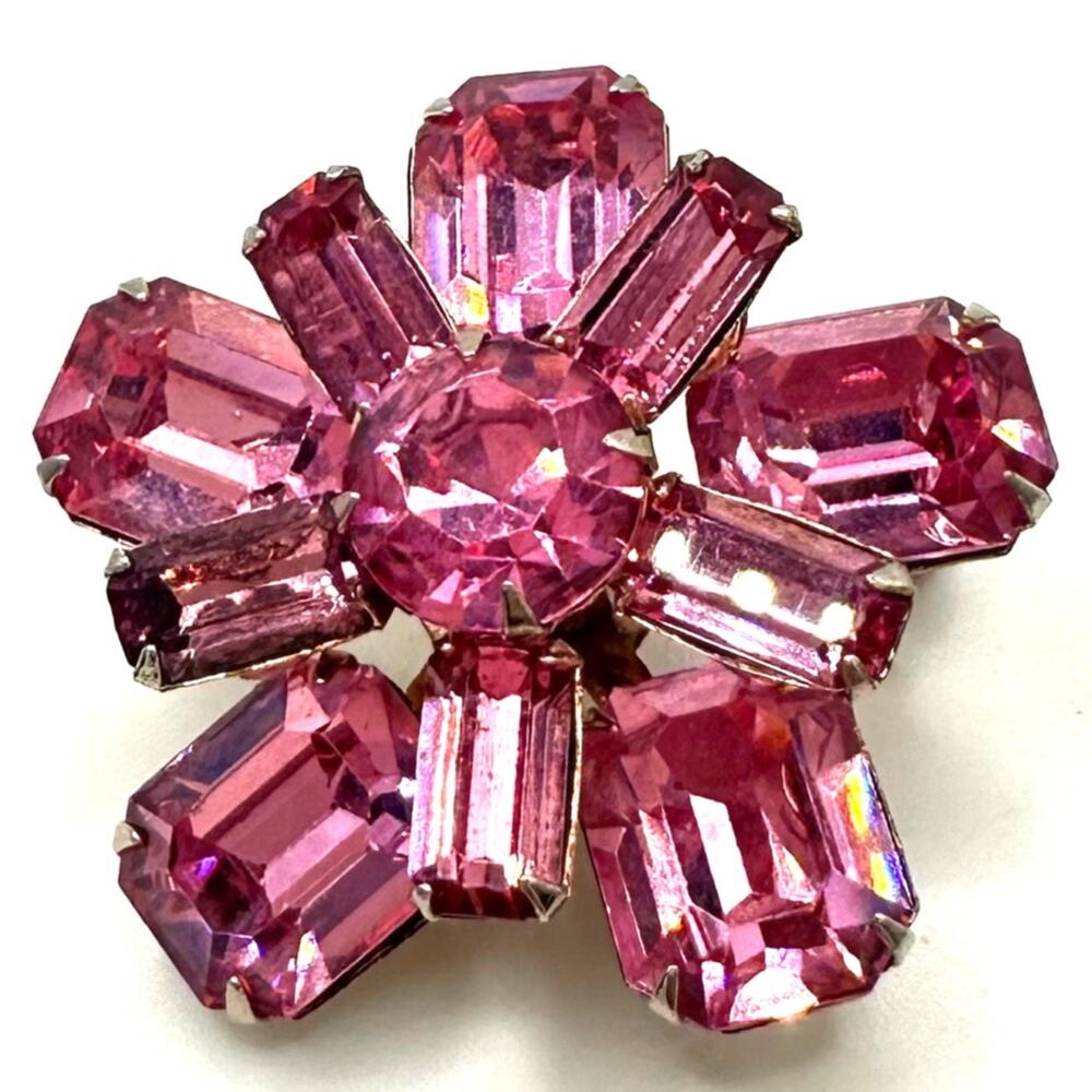 Vintage gold tone pink faceted glass rhinestones dainty scatter pin brooch